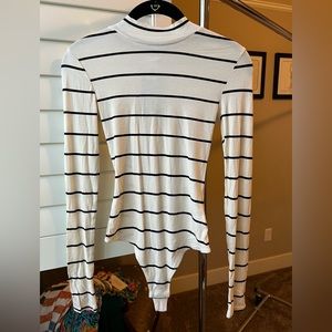 H&M - Body Suit - XS - Ivory/Black - Long Sleeve